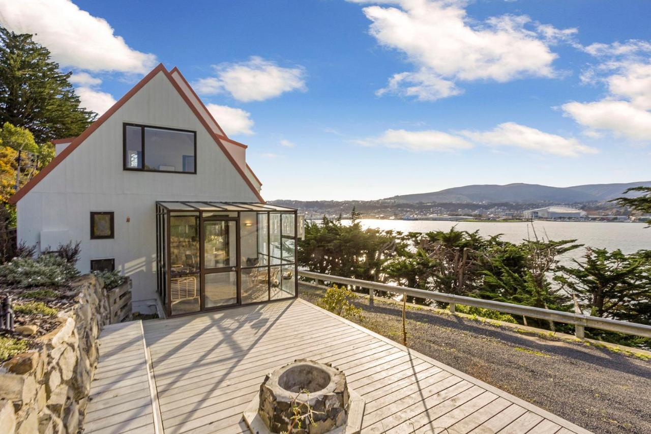 Harbour Views Villa Dunedin Bagian luar foto