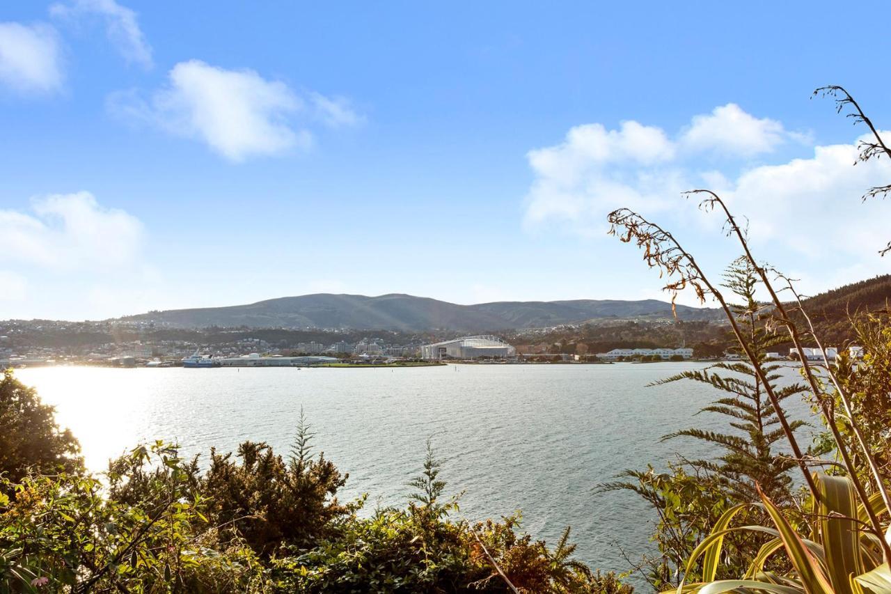 Harbour Views Villa Dunedin Bagian luar foto